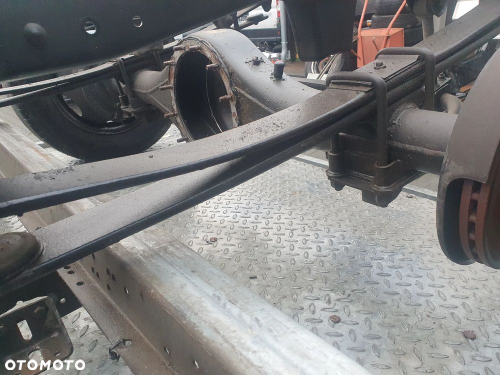 Canter Fuso 3C15 2019r Resory tył - 2