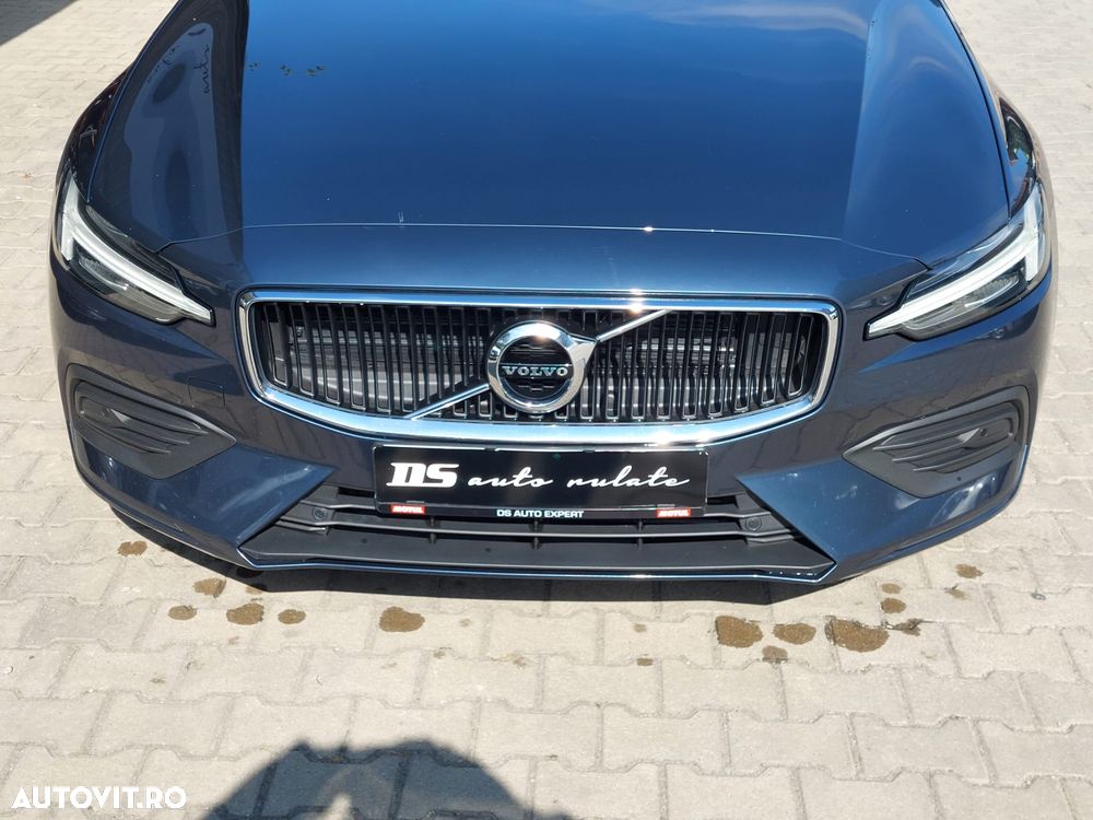 Volvo V60 D3 Momentum Pro - 24