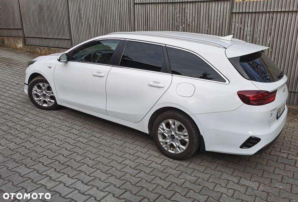 Kia Ceed 1.5 T-GDI M - 14