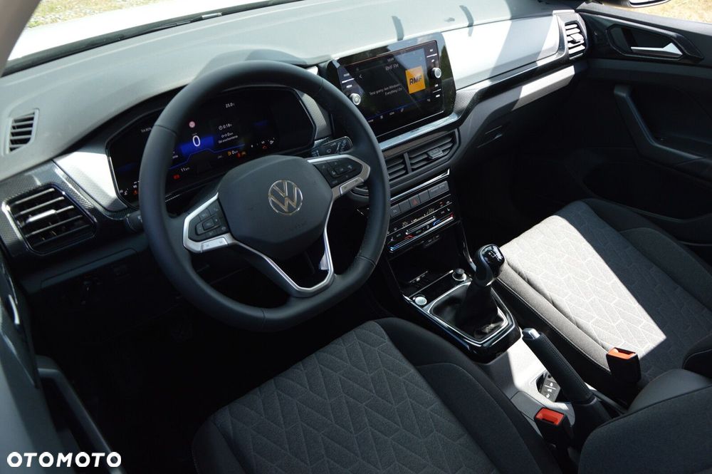 Volkswagen T-Cross - 12