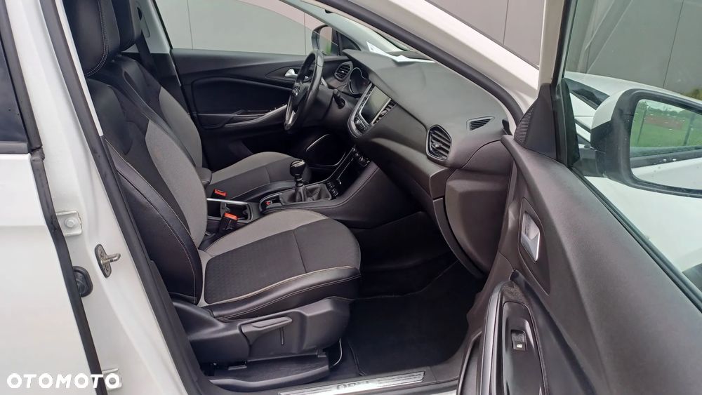Opel Grandland X 1.6 D Start/Stop INNOVATION - 9