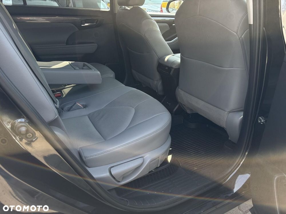 Toyota Highlander - 17