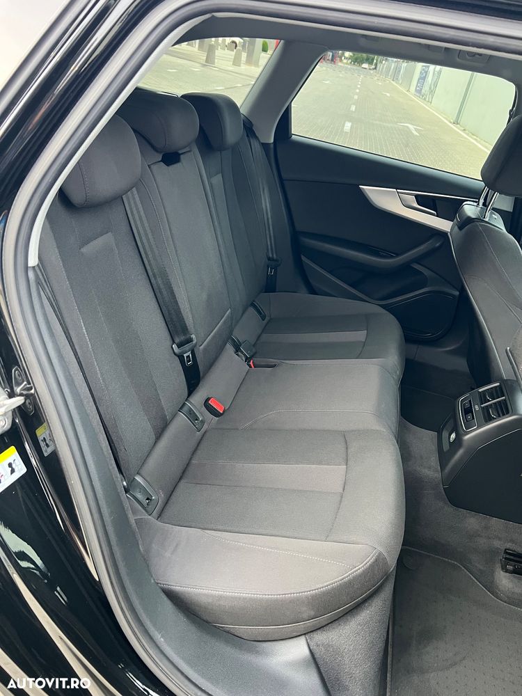 Audi A4 Avant 2.0 TDI S tronic Sport - 29