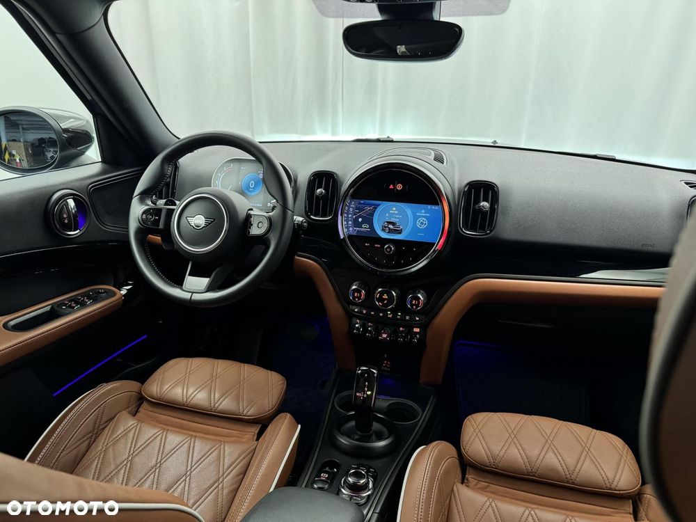 MINI Countryman Cooper SD ALL4 - 24