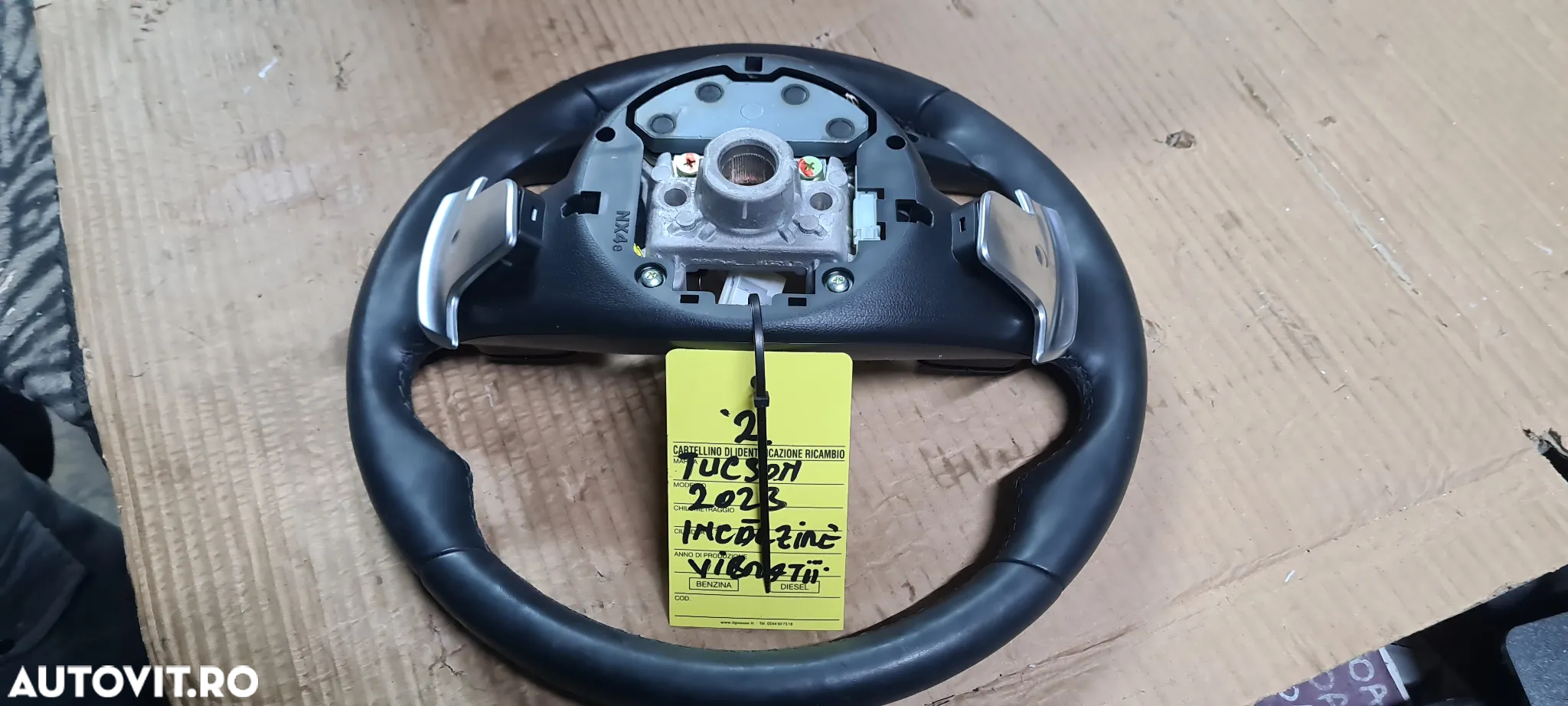Volan de piele cu incalzire și vibratii Hyundai Tucson 2023 - 2