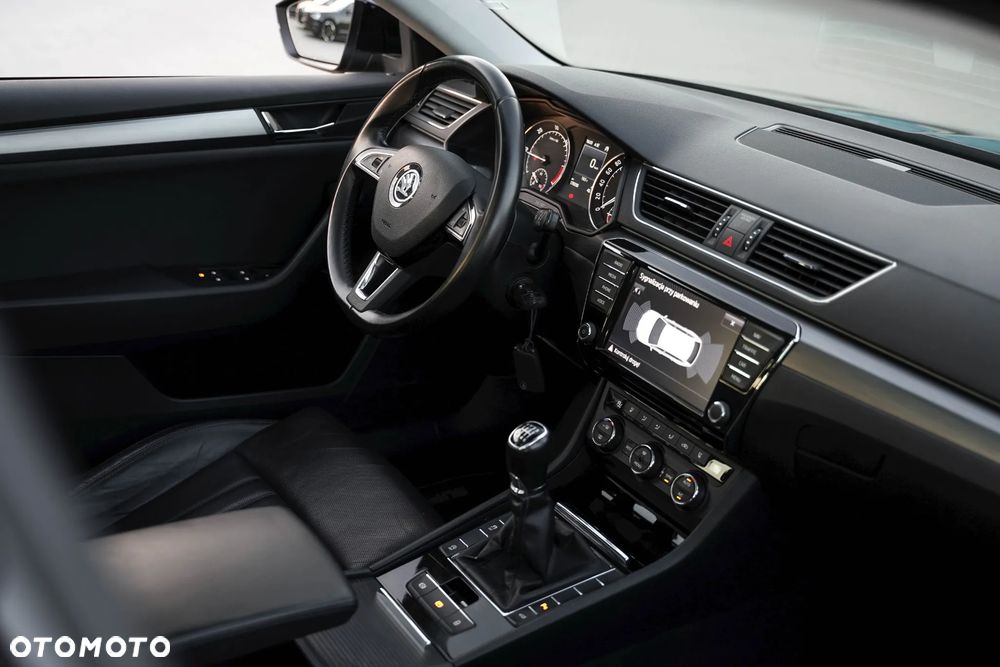 Skoda Superb 2.0 TDI L&K - 20