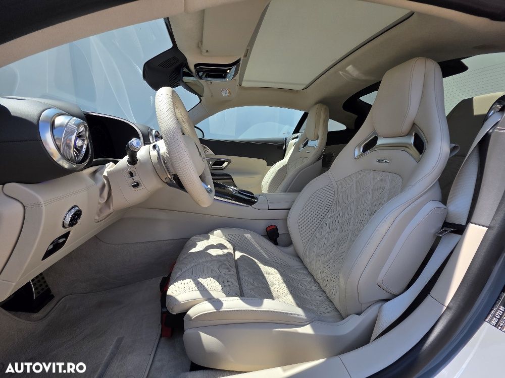 Mercedes-Benz AMG GT - 14