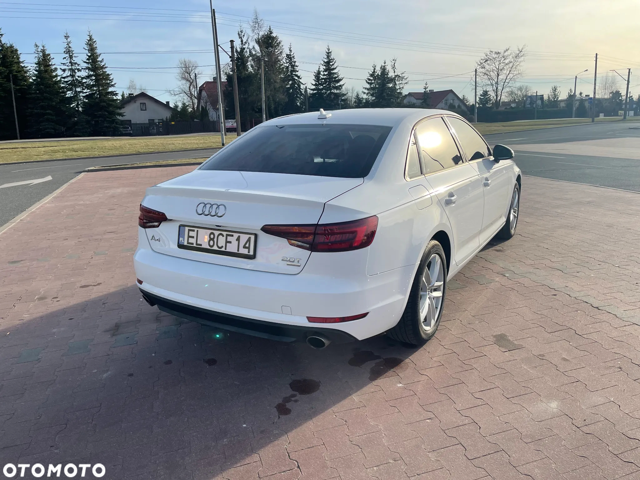 Audi A4 2.0 TFSI ultra S tronic - 15