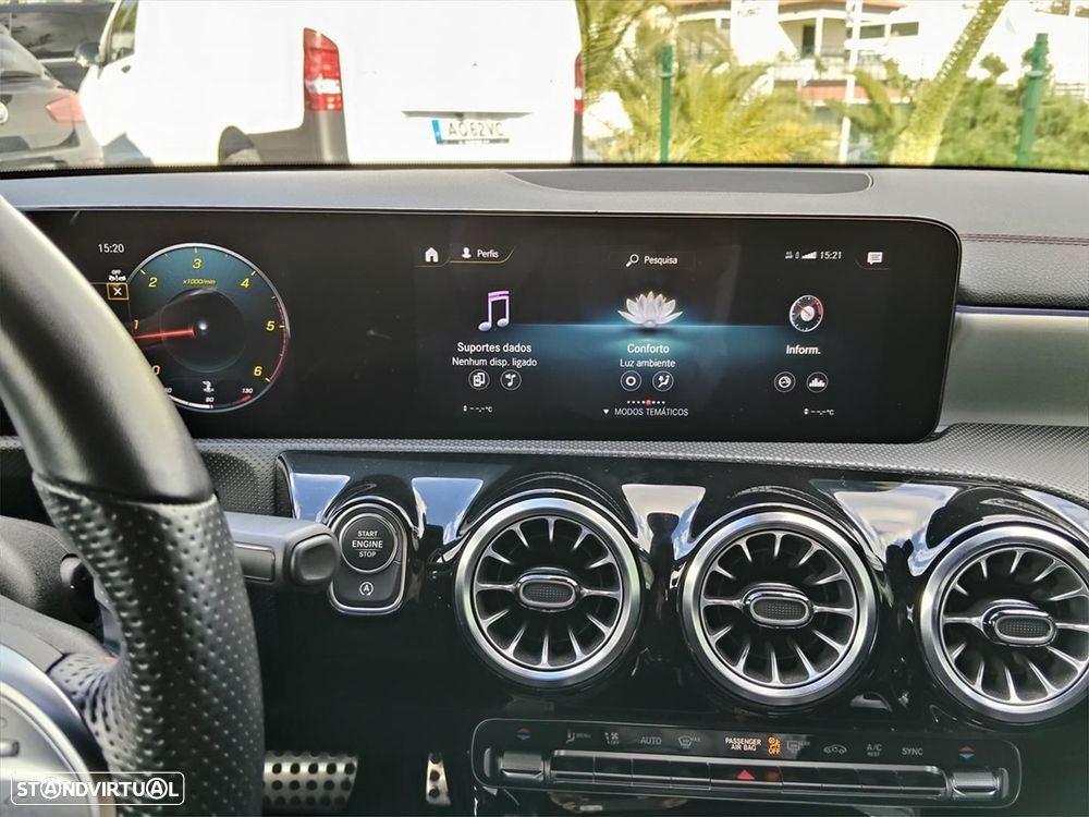 Mercedes-Benz CLA 200 d Shooting Brake AMG Line Aut. - 19