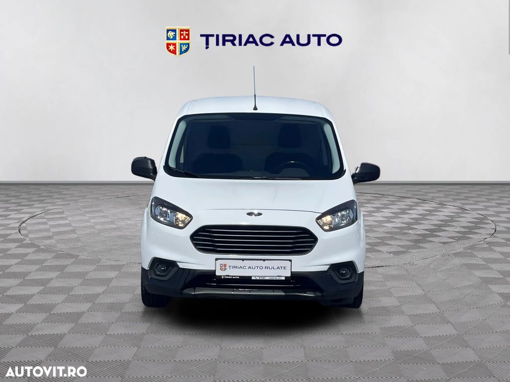 Ford Courier - 10
