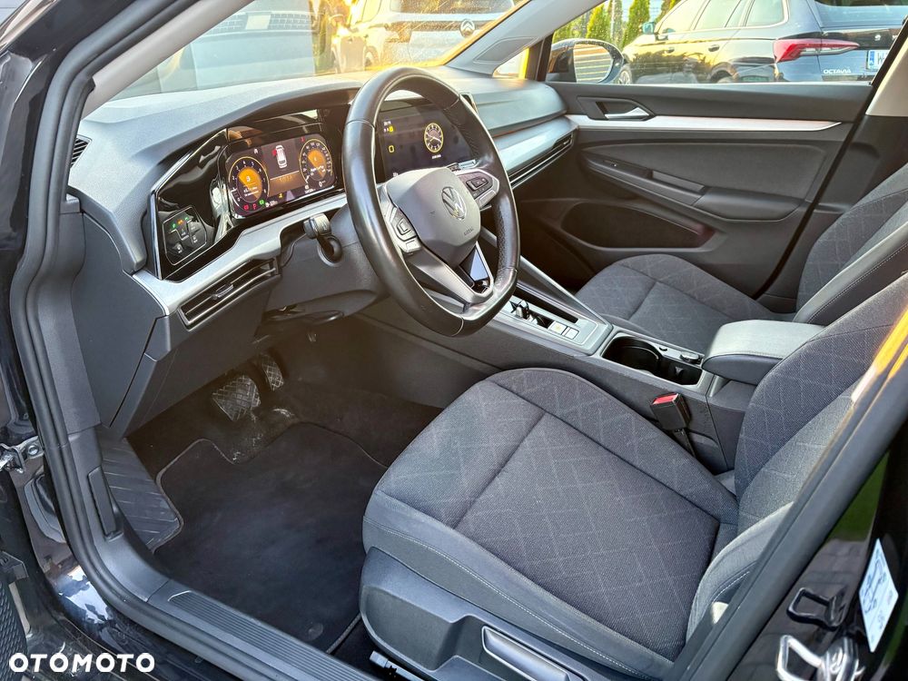 Volkswagen Golf 1.5 eTSI Life DSG - 14