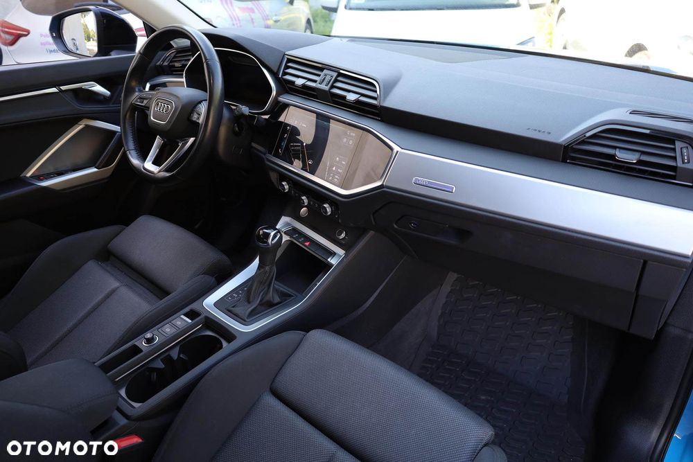 Audi Q3 35 TFSI S line S tronic - 35