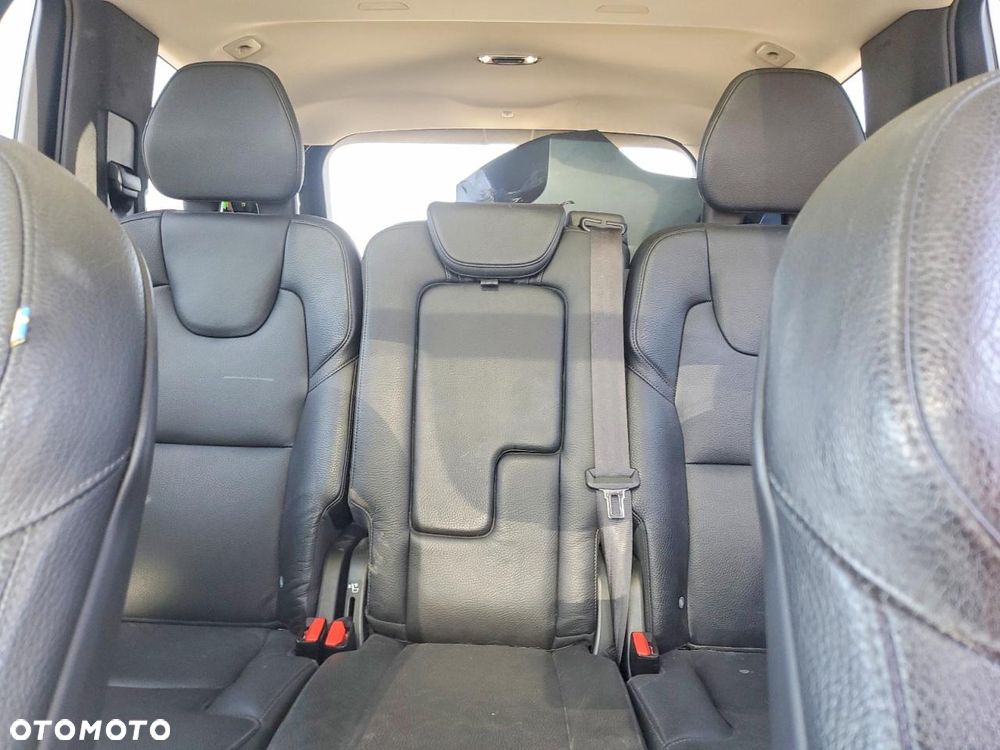 Volvo XC 90 T6 AWD Momentum - 10