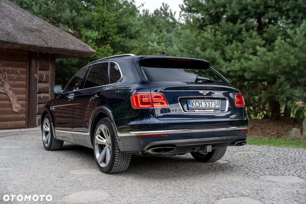 Bentley Bentayga W12 Mulliner - 12