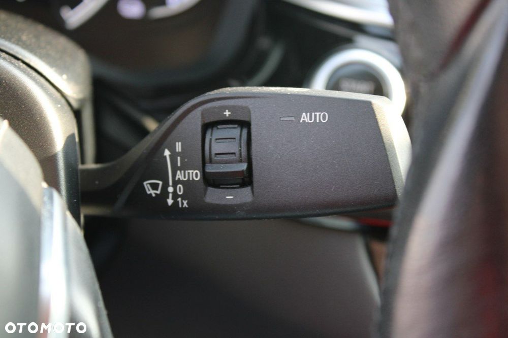 BMW Seria 5 - 33
