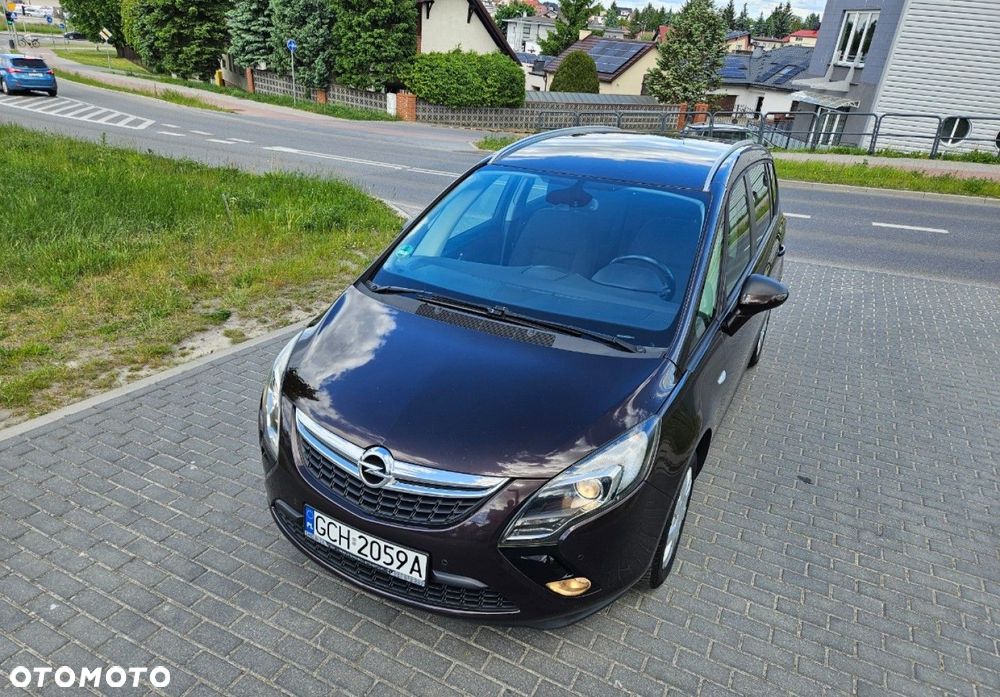 Opel Zafira - 27