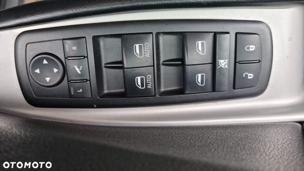 Fiat Freemont 2.0 Multijet 16V DPF Automatik Allrad Black Code - 19