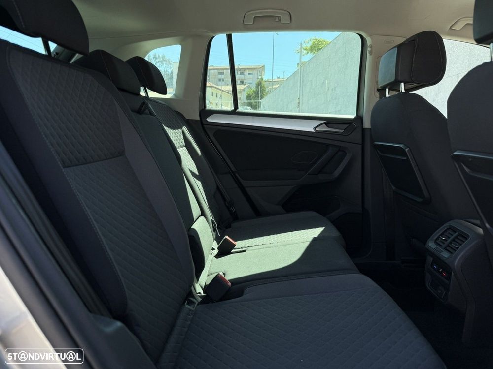VW Tiguan 1.6 TDI Confortline - 15