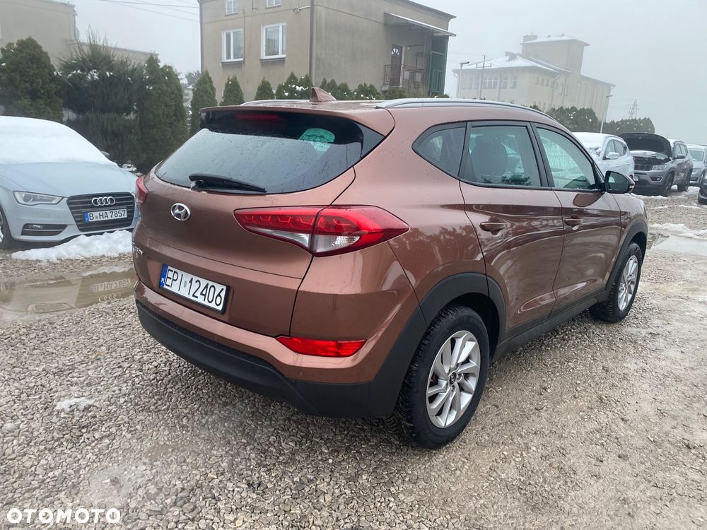 Hyundai Tucson 1.6 GDI BlueDrive Style 2WD - 39
