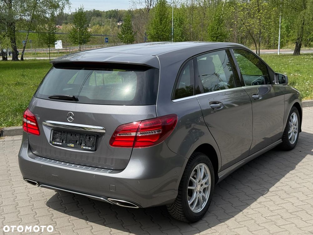 Mercedes-Benz Klasa B 180 BlueEFFICIENCY Edition Style - 10