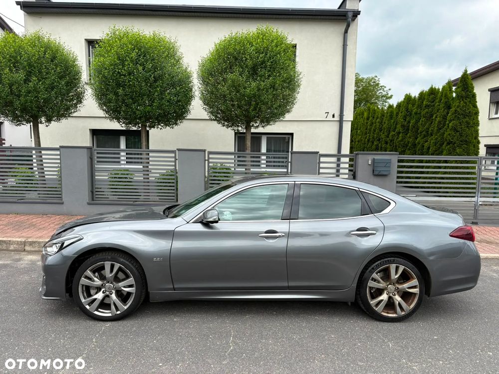 Infiniti Q70 2.2d Premium Executive - 32