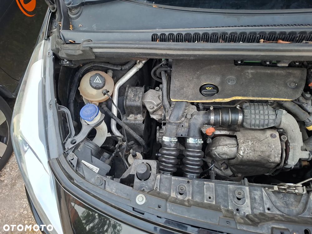 Peugeot 3008 1.6 BlueHDi Style S&S - 12
