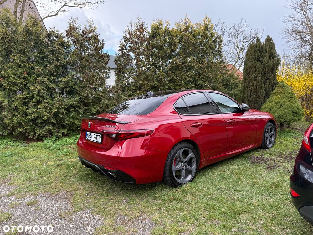 Alfa Romeo Giulia 2.0 Turbo 16V AT8-Q4 Veloce Ti - 13