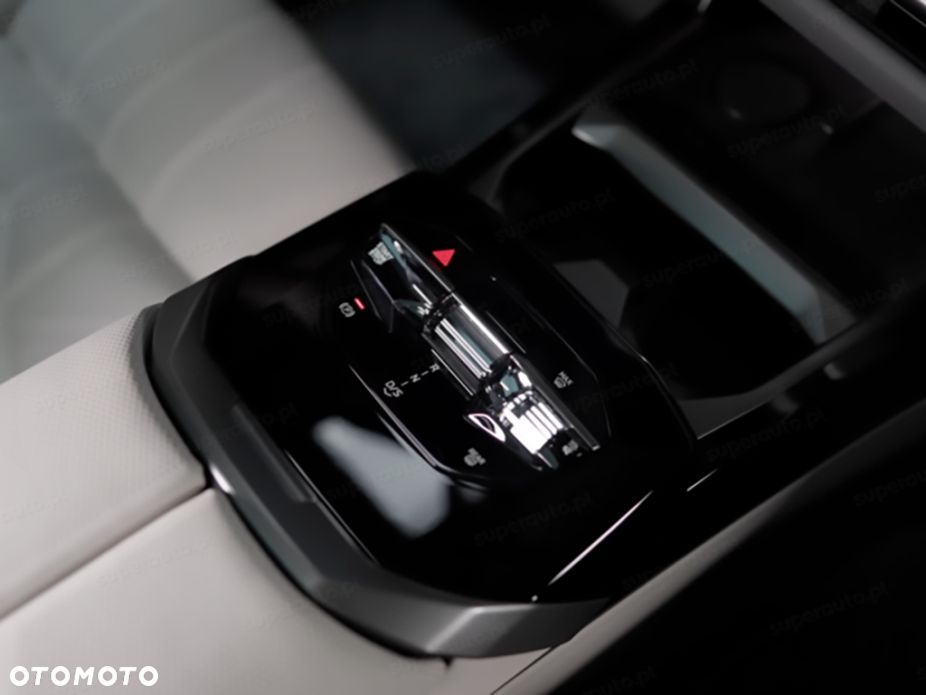 BMW i7 - 9