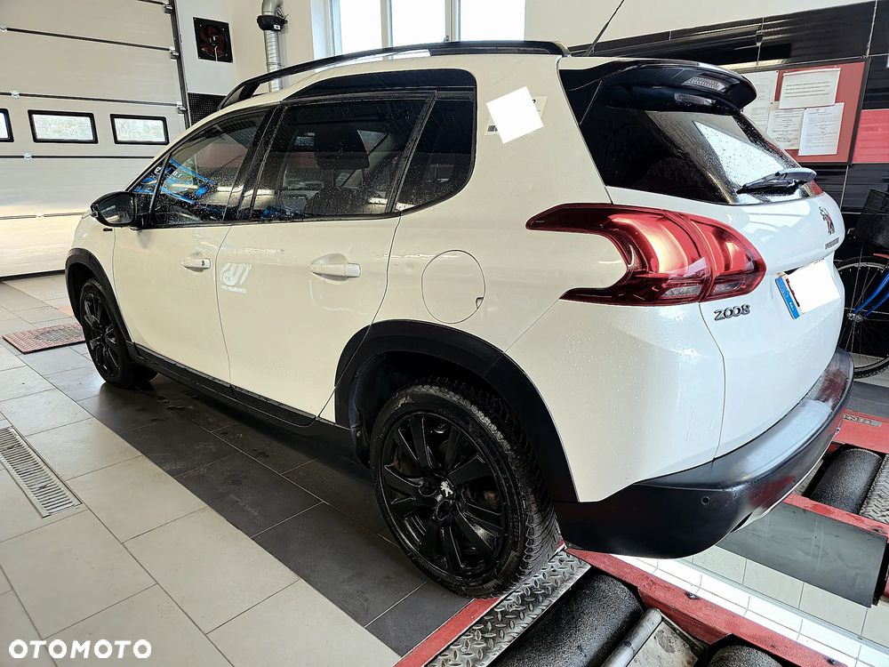 Peugeot 2008 PureTech 110 Stop&Start GT-Line Edition - 10