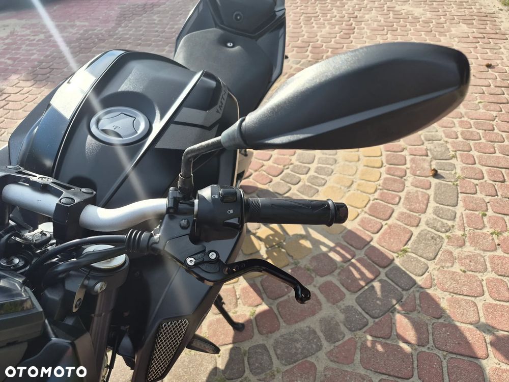 Yamaha MT - 10
