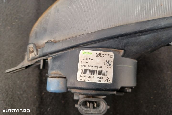Proiector dreapta 89206701 7216886 01 89206701 7216886 01 BMW Seria 5 - 4