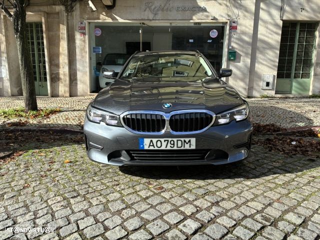 BMW 318 d Ultimate Auto - 4