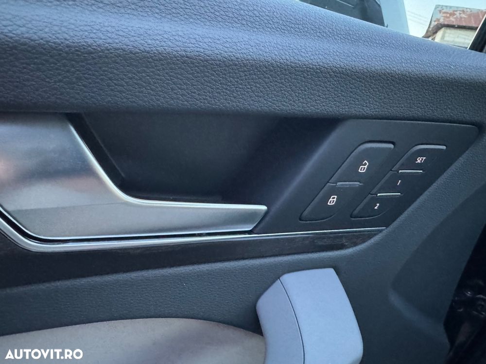 Audi Q5 55 TFSI e quattro S tronic PHEV S Line - 10
