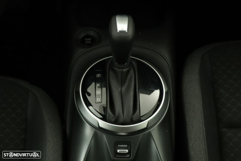 Nissan Juke 1.0 DIG-T N-Connecta DCT - 28