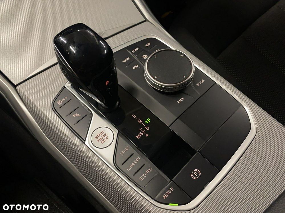 BMW Seria 3 - 36