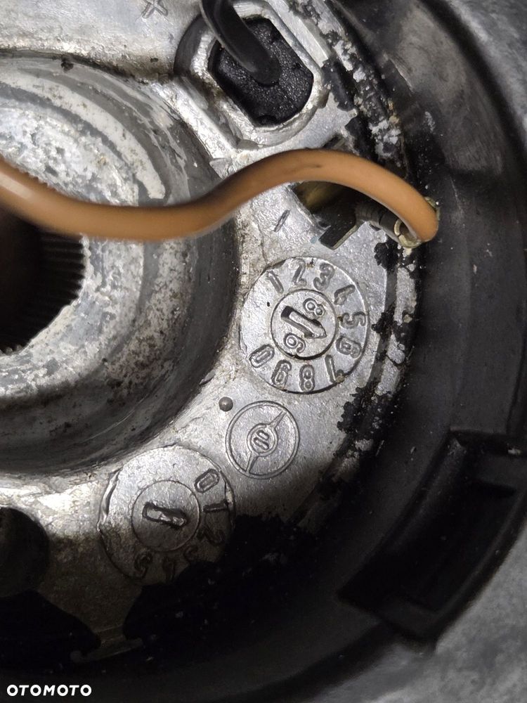 BMW E30 Kierownica 3 Ramienna Sportowa M20 385mm 1.155031 nr 6 - 7