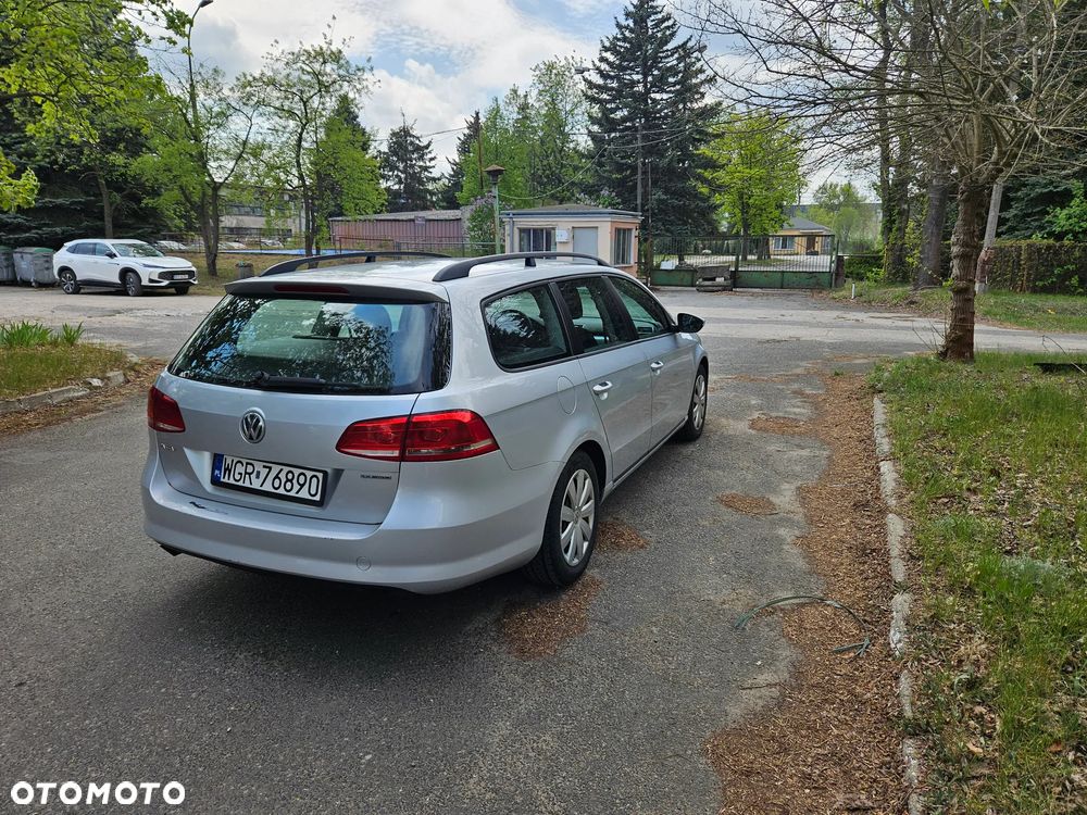 Volkswagen Passat 1.6 TDI BlueMotion - 8