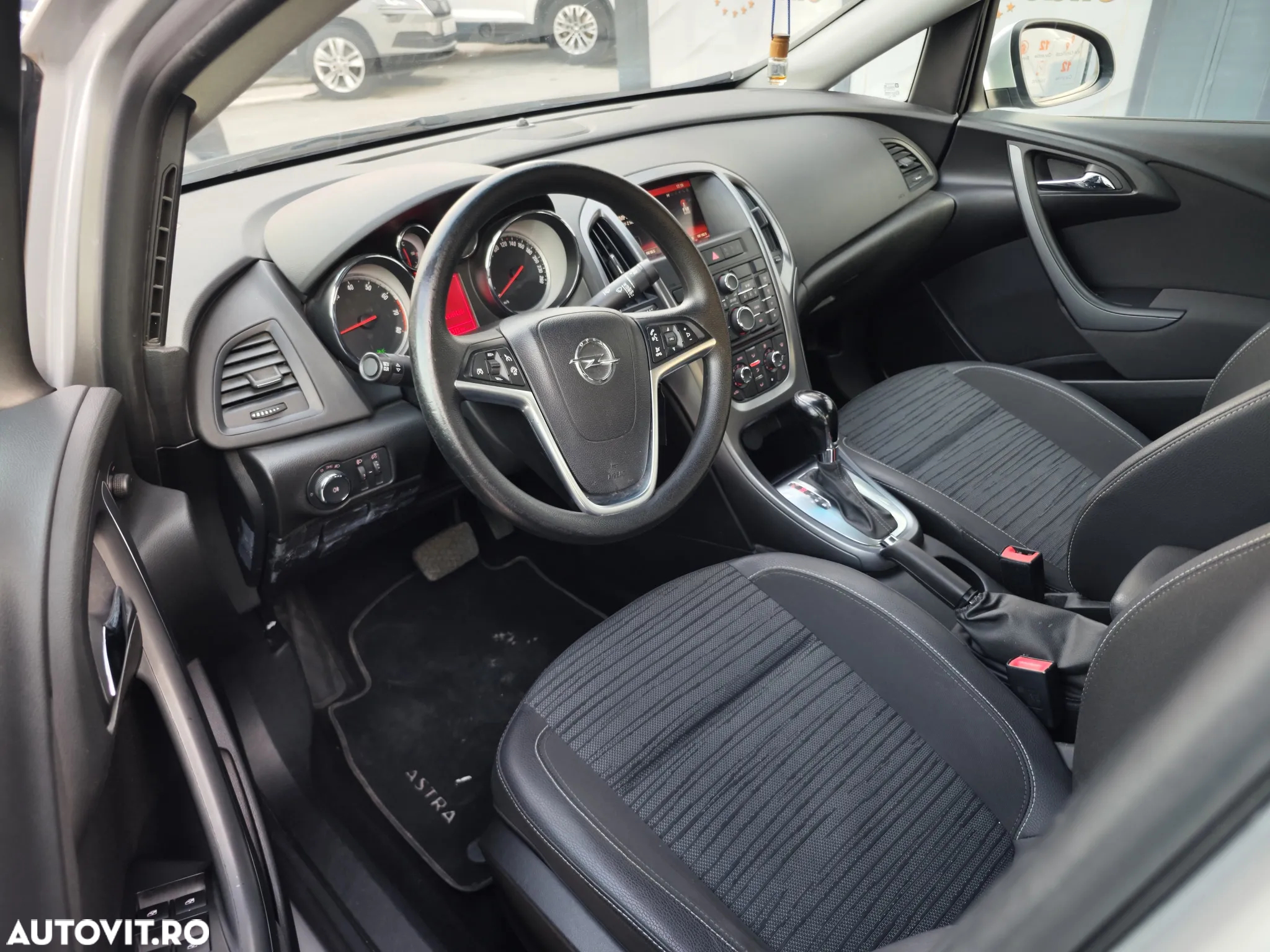 Opel Astra 1.6 TWINPORT ECOTEC Active Aut. - 9