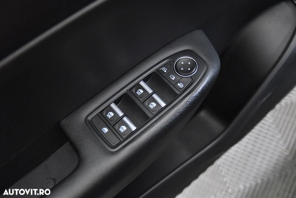 Renault Arkana E-TECH Full 145 E-TECH engineerd - 13