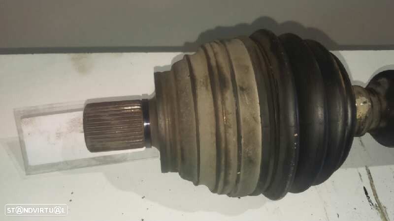 TRANSMISSÃO FRONTAL DIREITA VOLKSWAGEN GOLF VI 2009 -1K0407272PH - 2