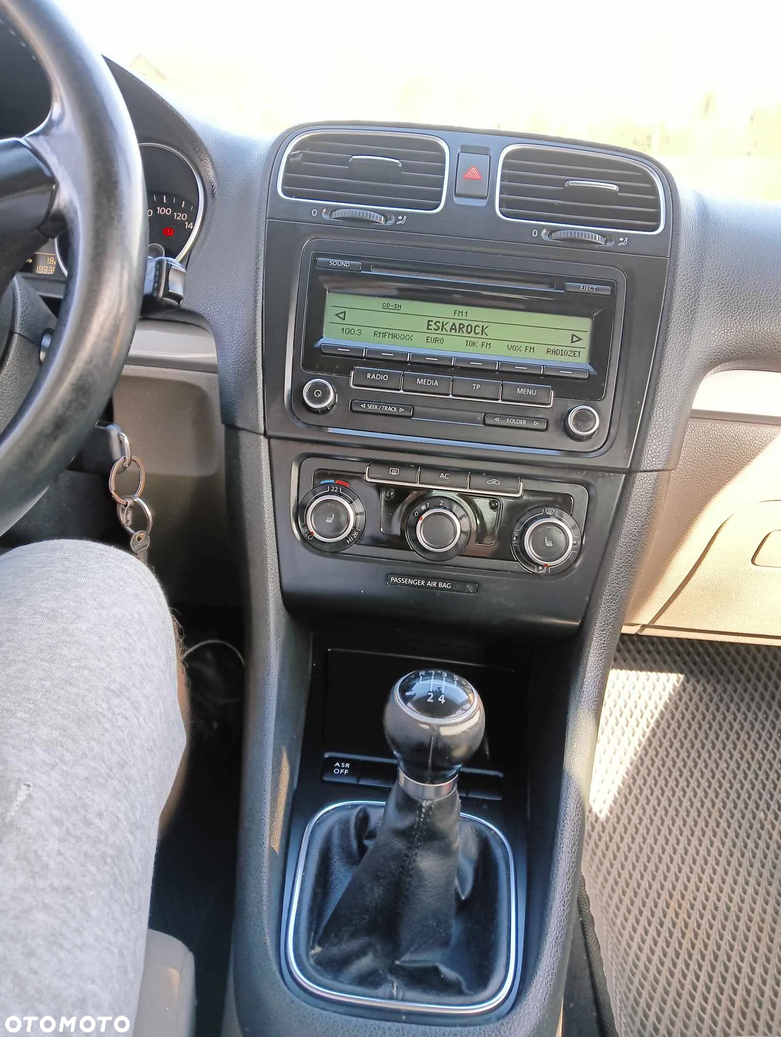 Volkswagen Golf VI 1.4 Comfortline - 21