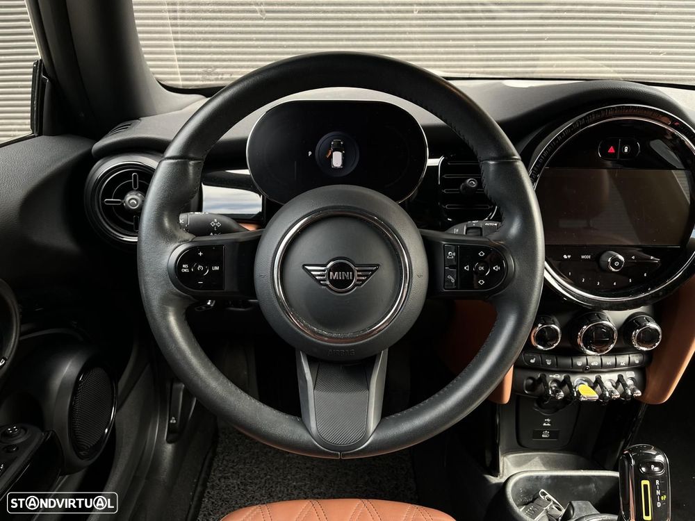 MINI 3 Portas Cooper SE Classic - 10