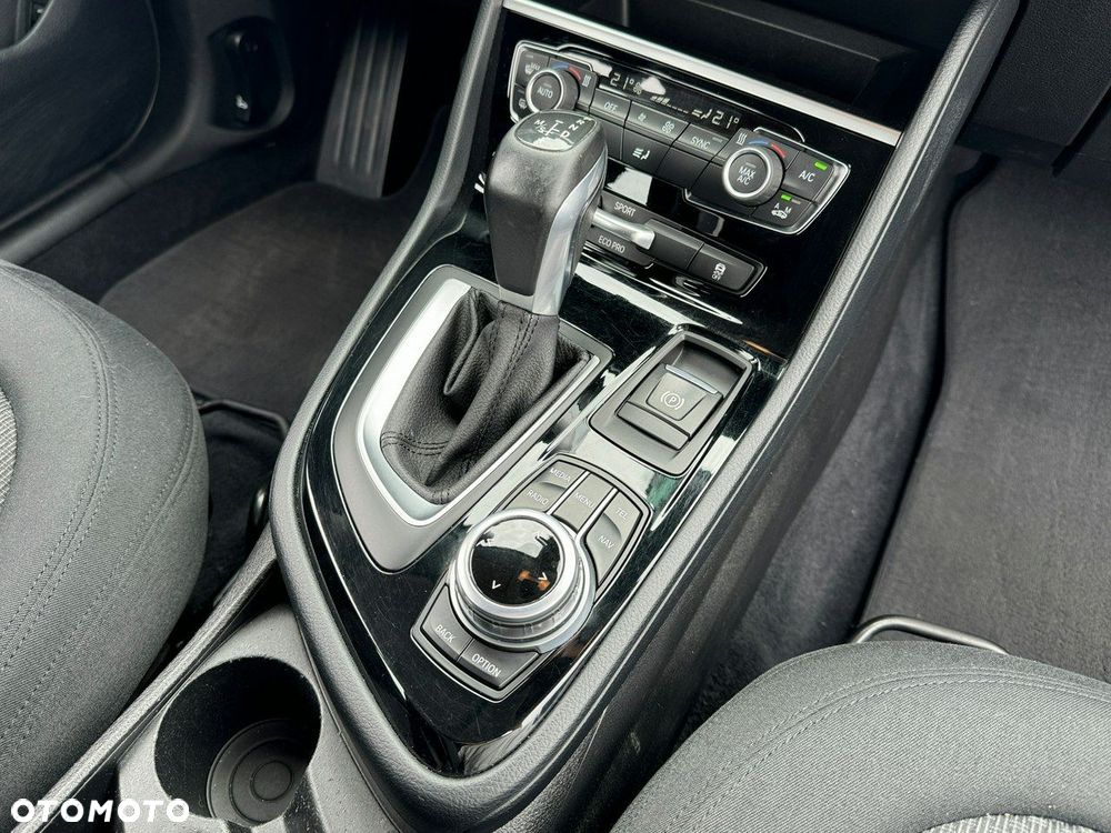 BMW Seria 2 - 34