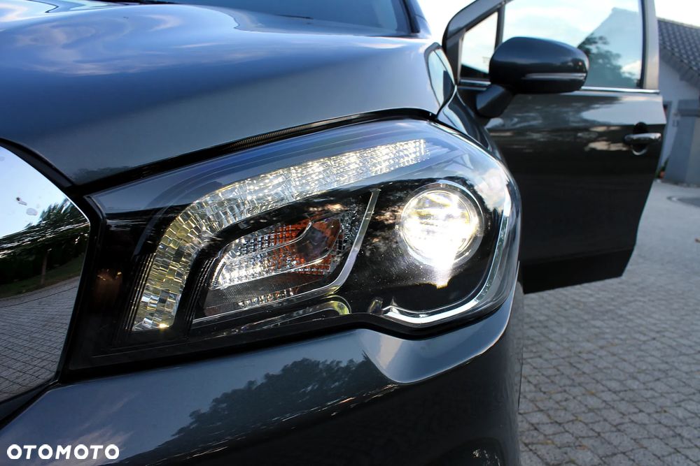 Suzuki SX4 S-Cross 1.0 T Premium - 24