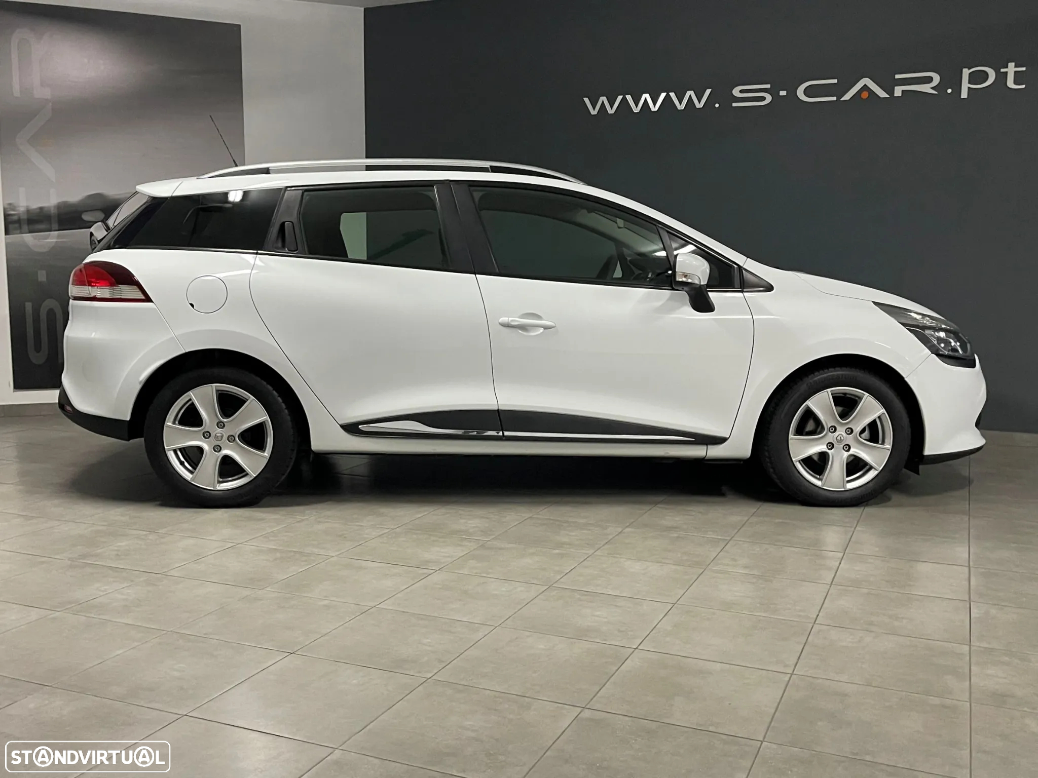 Renault Clio Sport Tourer 0.9 TCE Dynamique S - 14