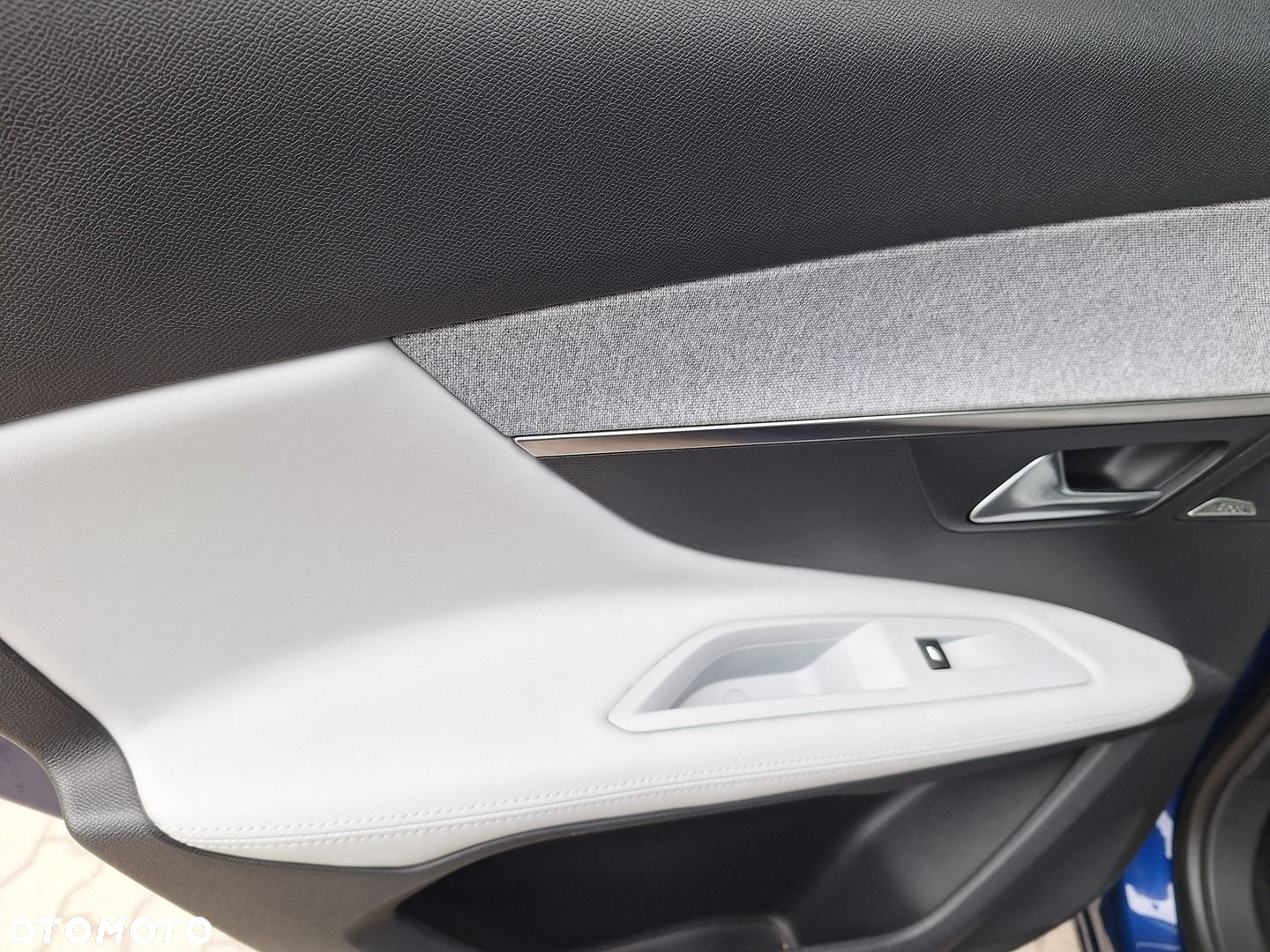 Peugeot 3008 2.0 BlueHDi Allure S&S - 18