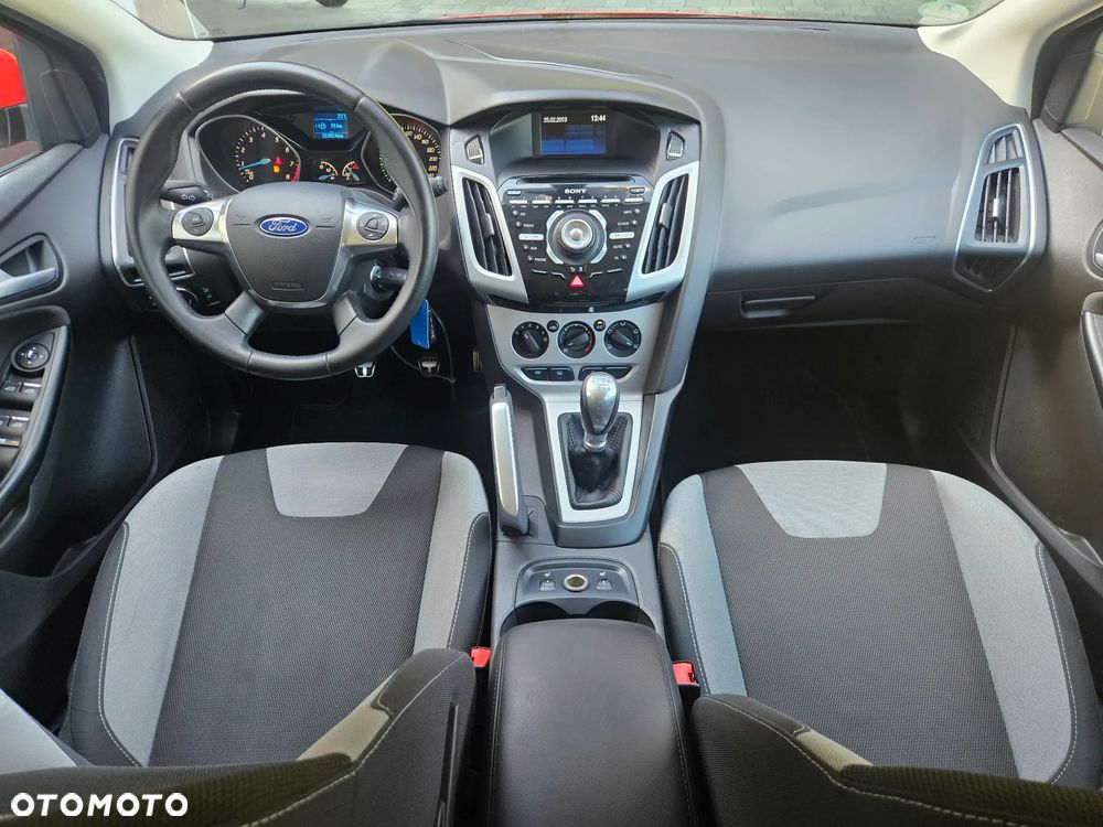 Ford Focus - 30