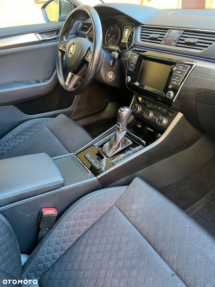 Skoda Superb 2.0 TDI 4x4 Style DSG - 14