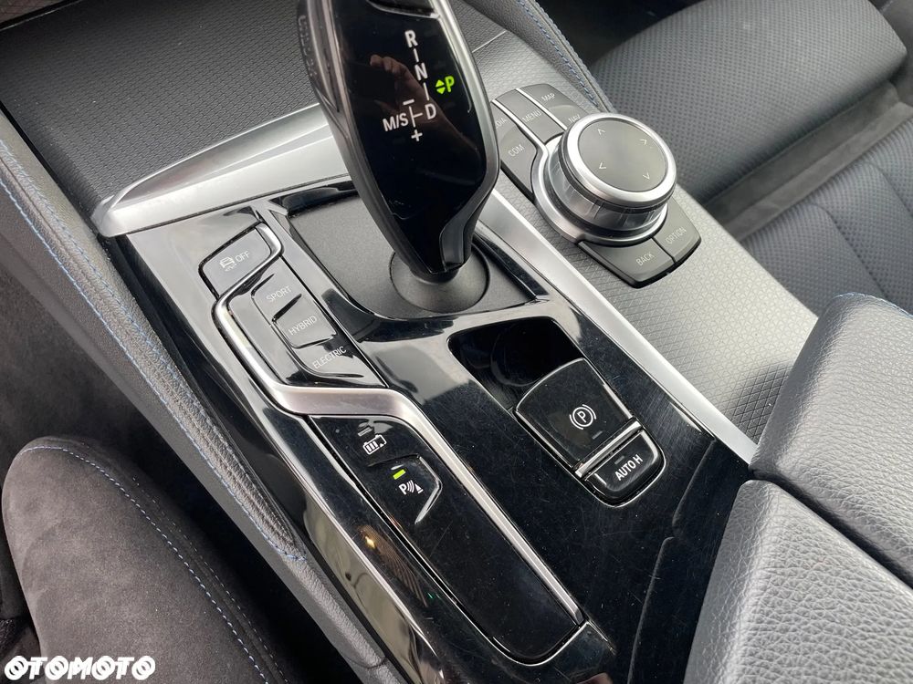BMW Seria 5 530e M Sport sport - 32
