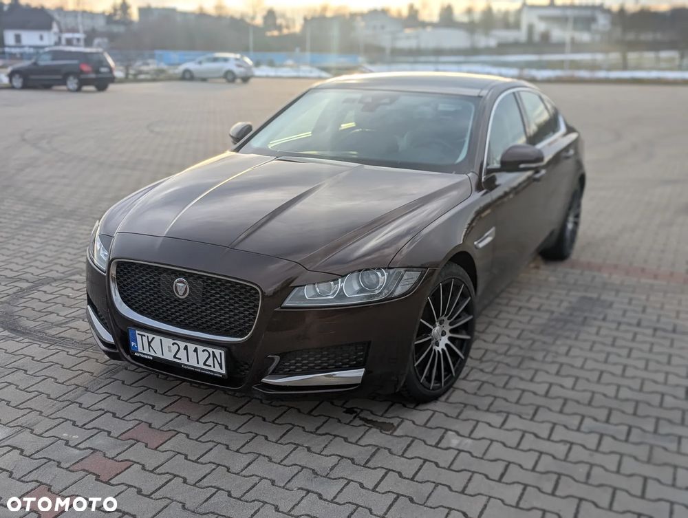 Jaguar XF 20d Prestige - 1